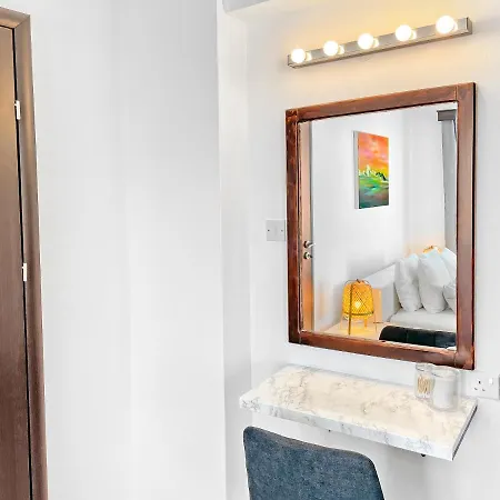 2br Seaview Penthouse In Center Appartamento