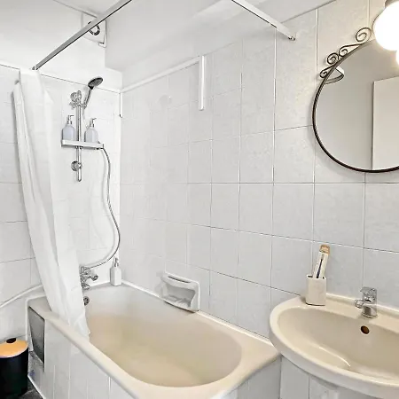 Apartman 2br Seaview Penthouse In Center